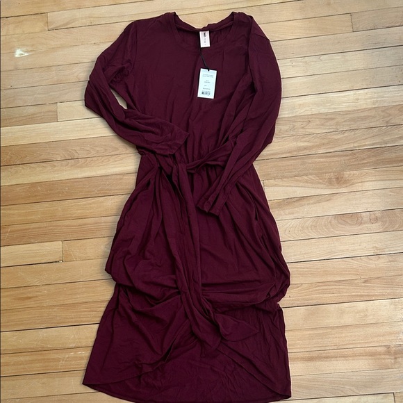 Smash + Tess Dresses & Skirts - Smash + Tess Burgundy Long Sleeve Wrap Dress.